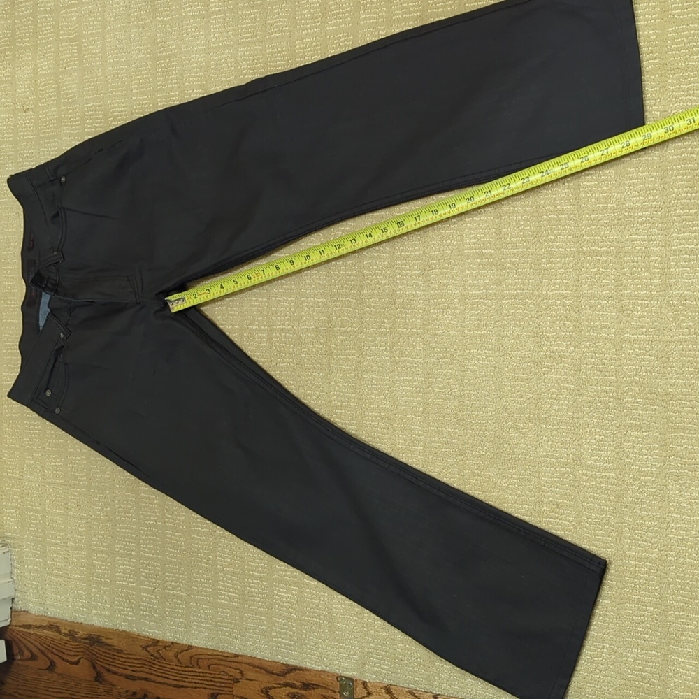 Vintage Genes Lived In Denim Slim straight Fit Blue Jeans waist 32, inseam 29.